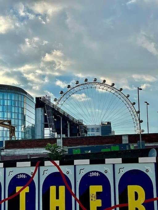 Apartamento Superb 2Bed/2Bath Flat Waterloo Londres Exterior foto